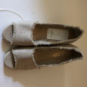 NEW Lauren Ralph Lauren tan linen wedge